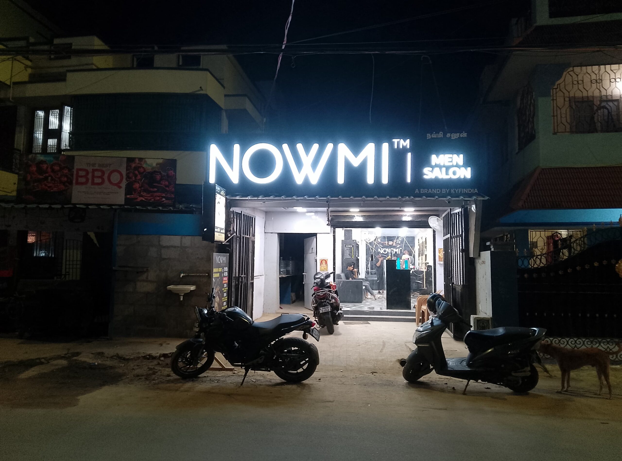 Nowmi Men Salon - Madhanandapuram