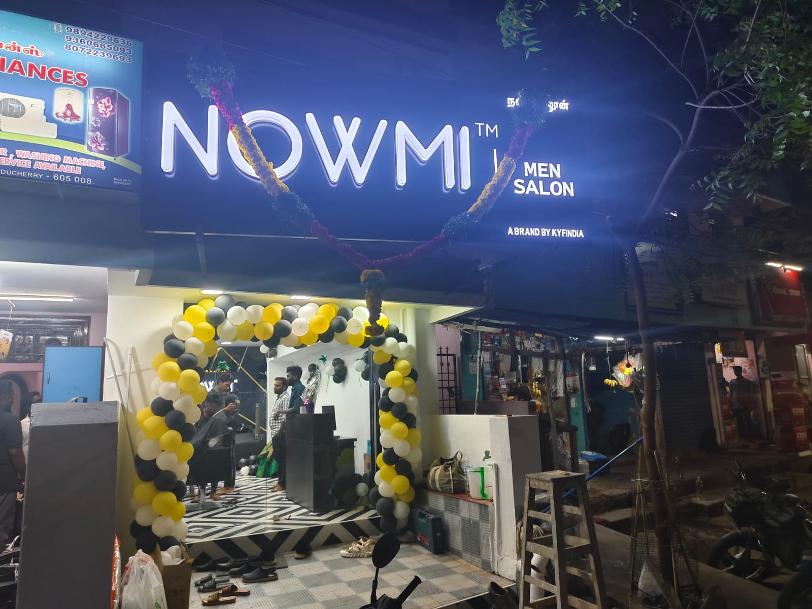 Nowmi Men Salon - Lawspet Puducherry